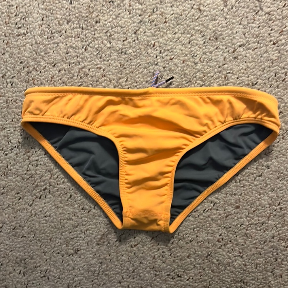 Jolyn Andy bottoms